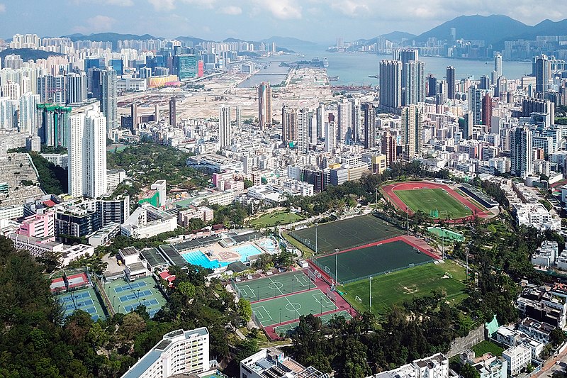 800px-Kowloon_Tsai_Park_overview_2019.jpg
